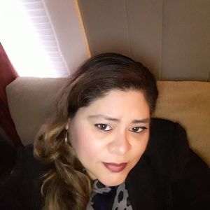 Meet your Posher, Gabriela